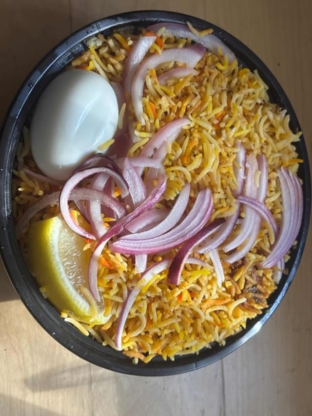 Hyderabad Chicken Dum Biryani.